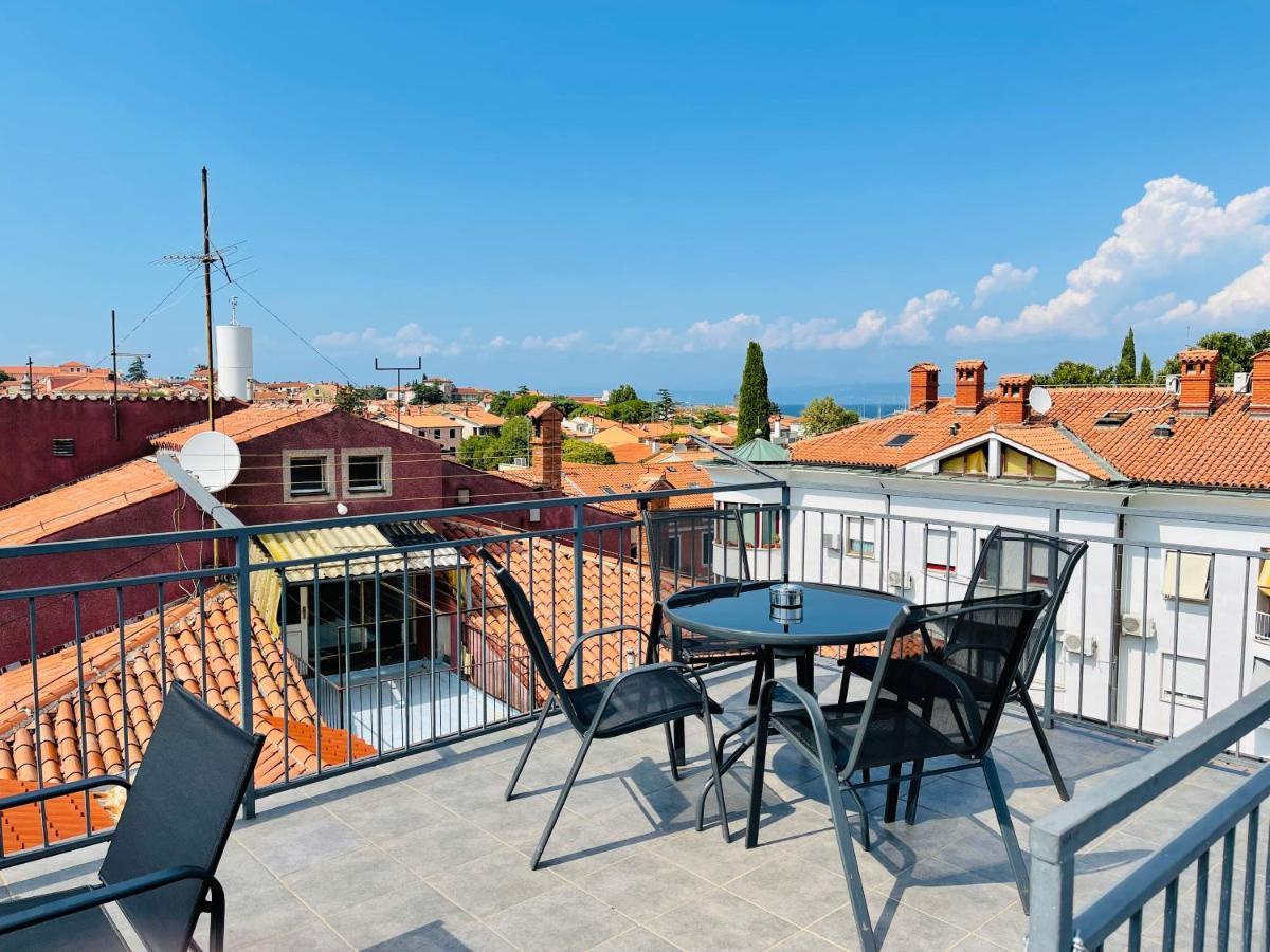 Apartamento Happy Casa Isola Grande Izola Exterior foto